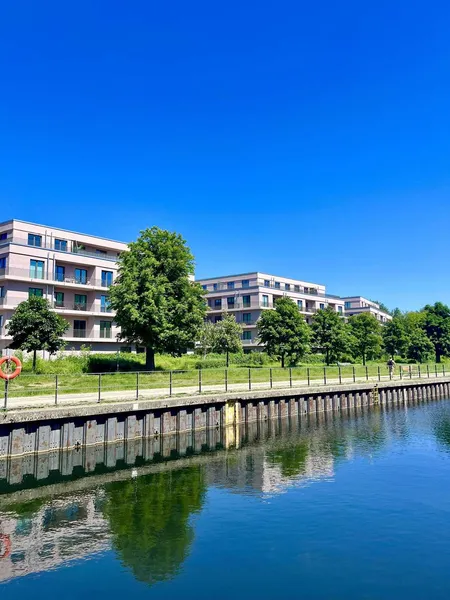 Wasserlage - DAS HAVELUFER QUARTIER - 2 Zimmer mit Garten — photo 1